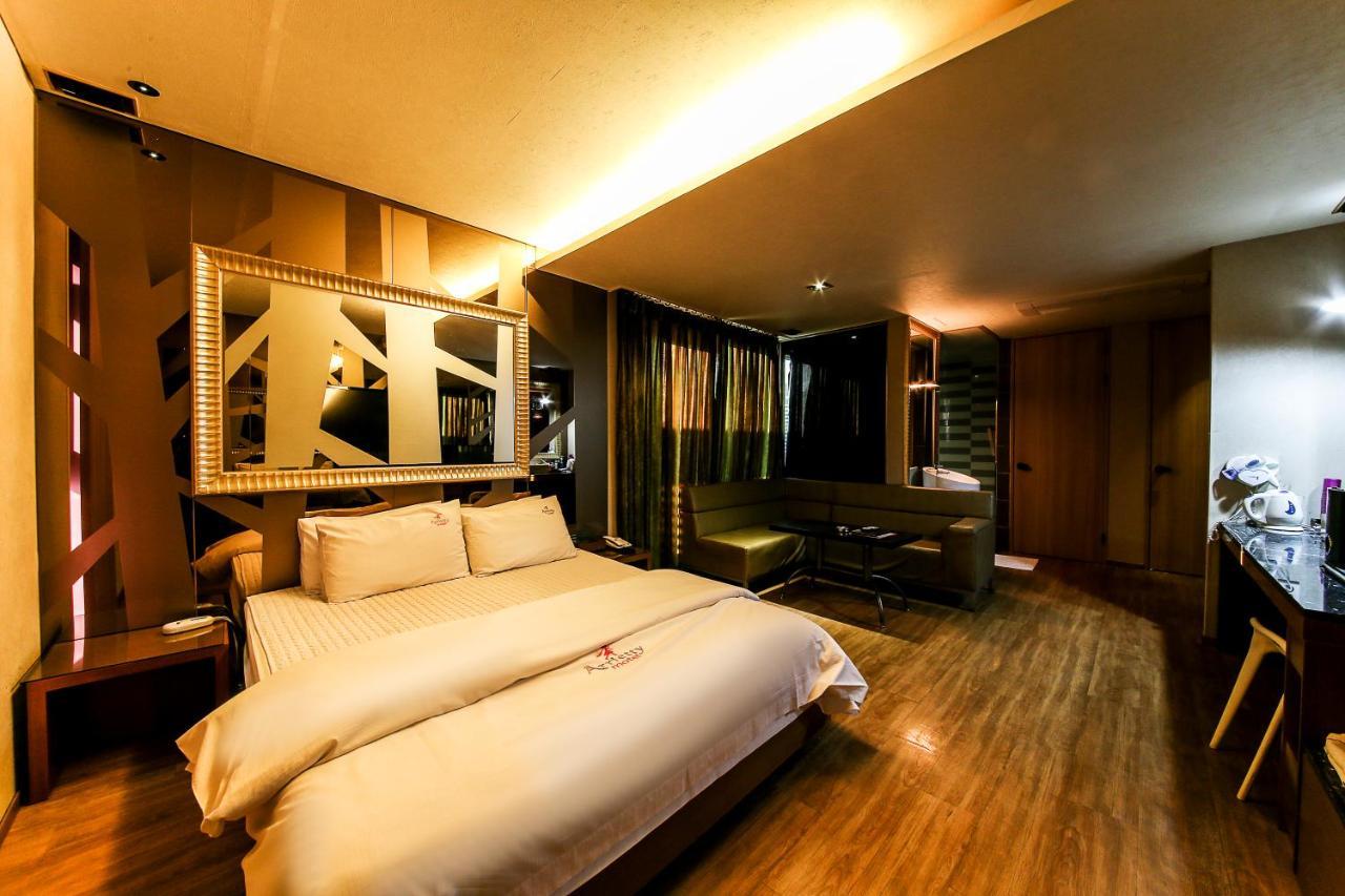 Gyeongju Arrietty Motel Eksteriør billede